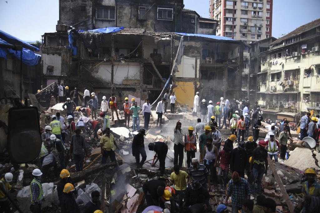 Derrumbe de un edificio en Bombay