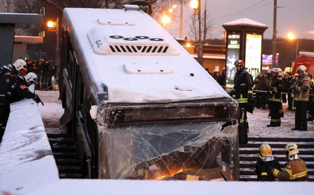 At least five dead in bus acident kills in Moscow pedestrian underpassage
