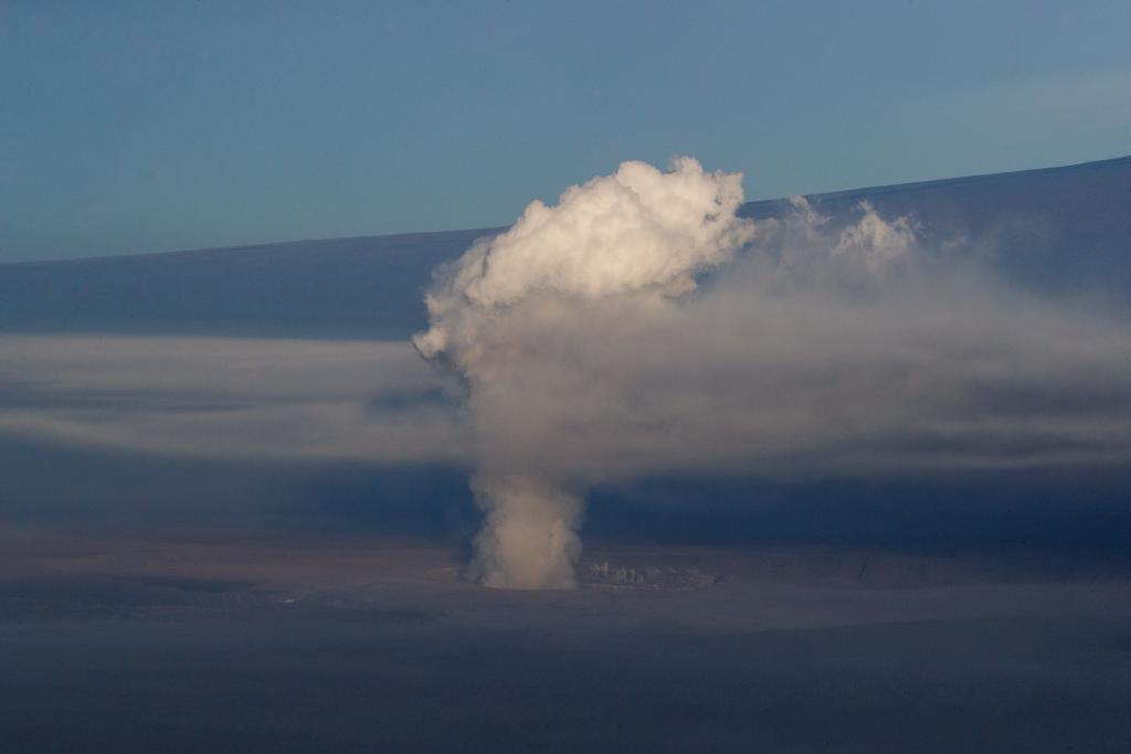 EEUU eleva a alerta roja el nivel de erupción del volcán de Hawái