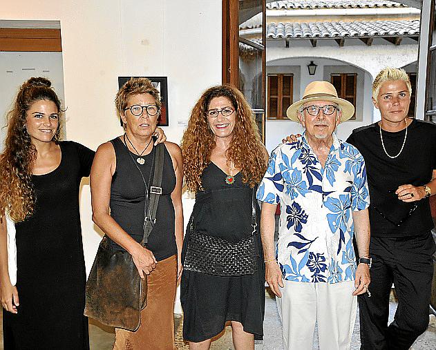 Varios artistas presentan su obra en Can Garau de Sencelles